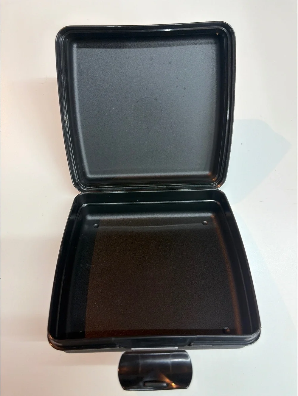 Tupperware Hello Kitty Square Sandwich Keeper Container Pink Black